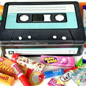 Geschenkdose "Kassette" mit 1 kg Retro-Süßigkeiten