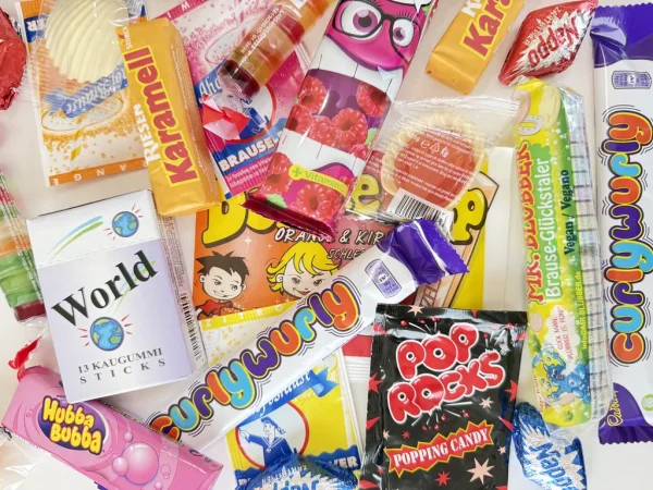 Geschenkdose "Kassettenrekorder" mit 850g Retro-Süßigkeiten – Bild 3